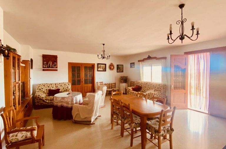 Property thumbnail 13