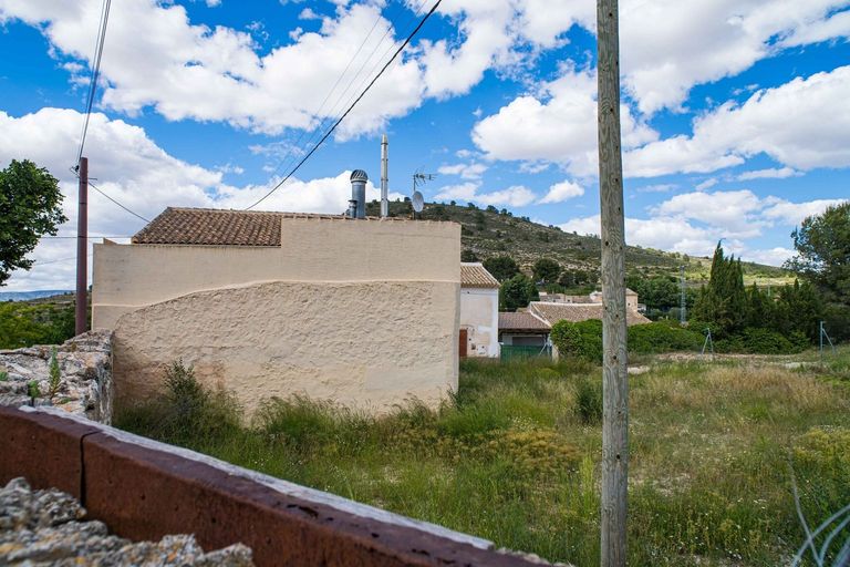 Property thumbnail 24