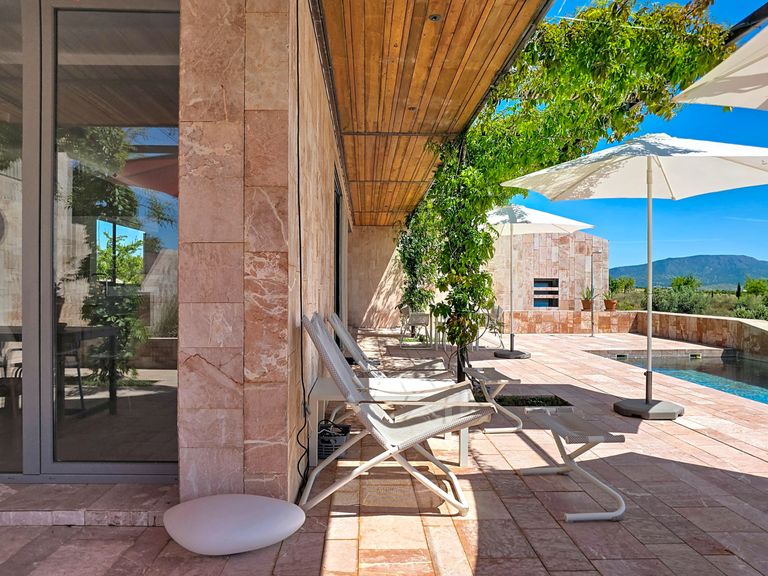 Property thumbnail 25