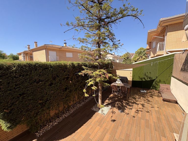 Property thumbnail 3