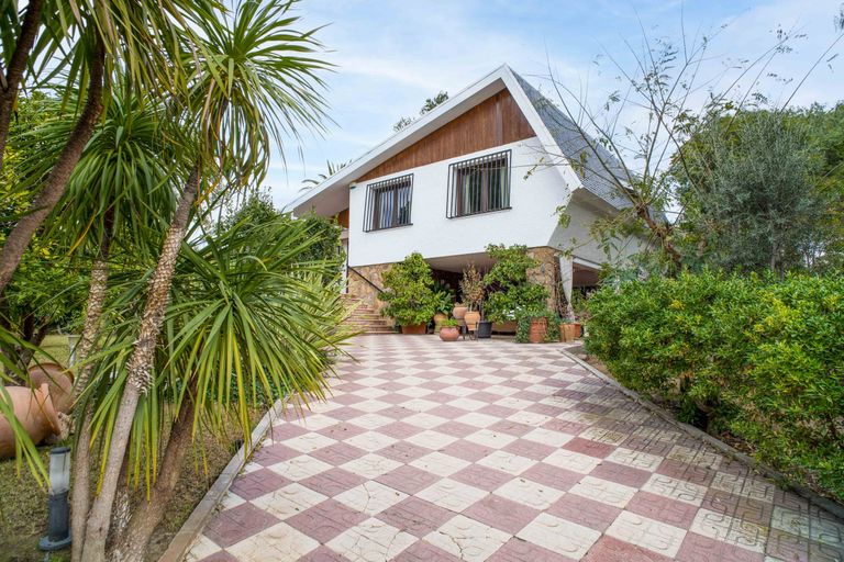 Property thumbnail 1