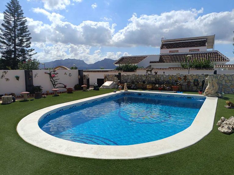 Property thumbnail 9