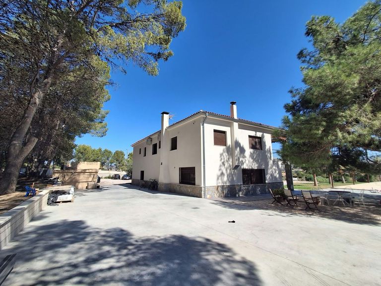 Property thumbnail 13