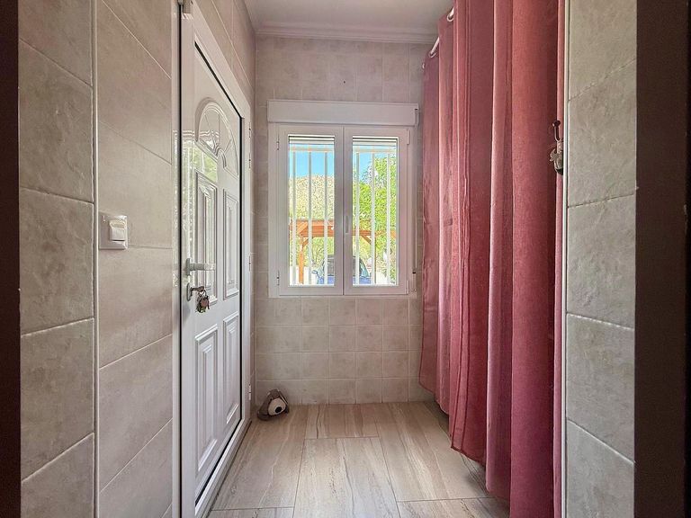 Property thumbnail 19
