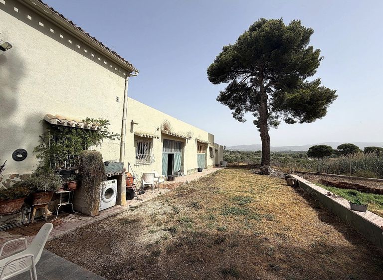 Property thumbnail 35