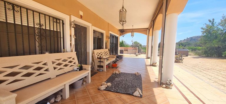 Property thumbnail 1