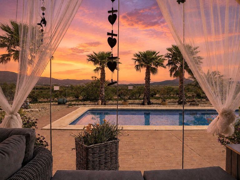 Property thumbnail 43