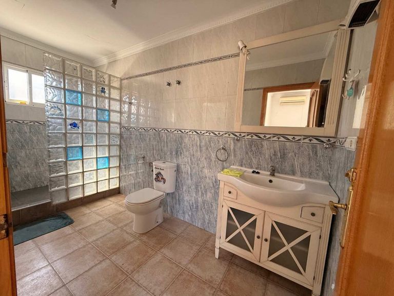 Property thumbnail 20