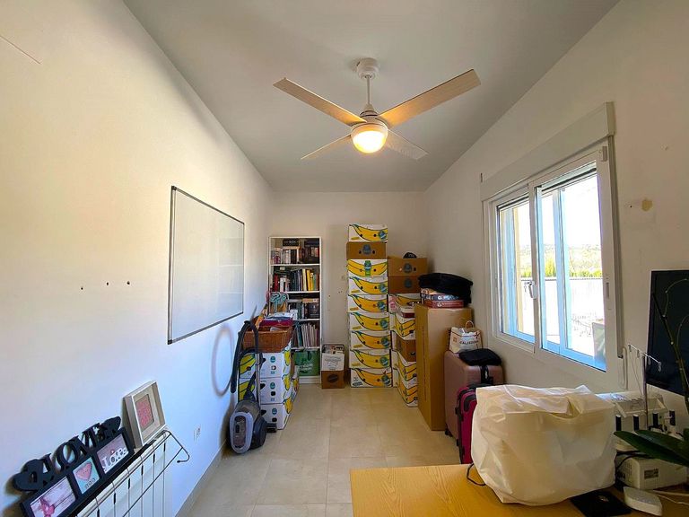 Property thumbnail 43