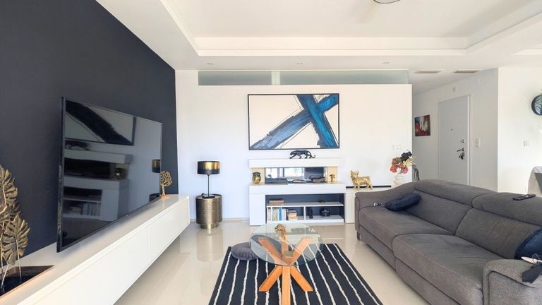 Property thumbnail 5