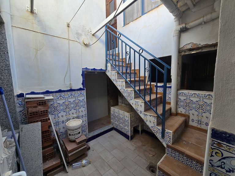 Property thumbnail 4