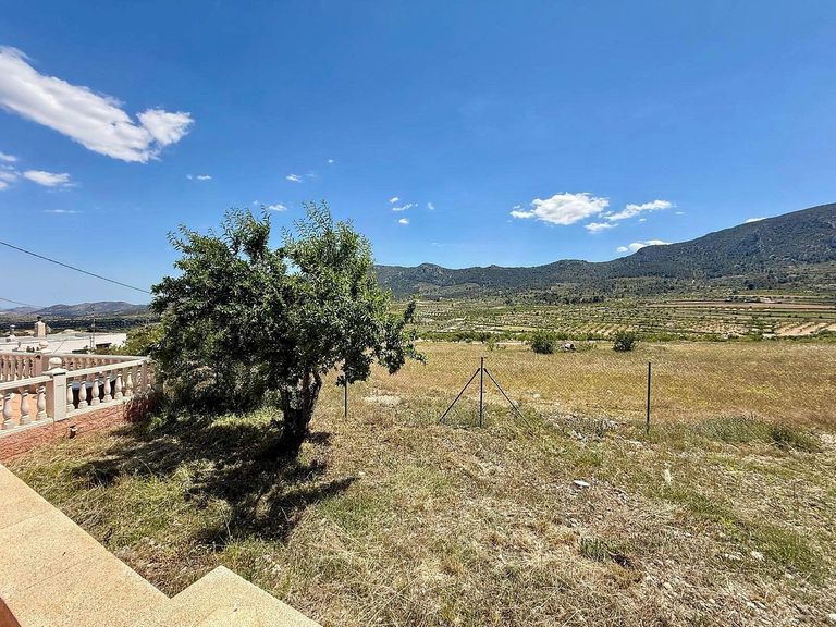 Property thumbnail 9