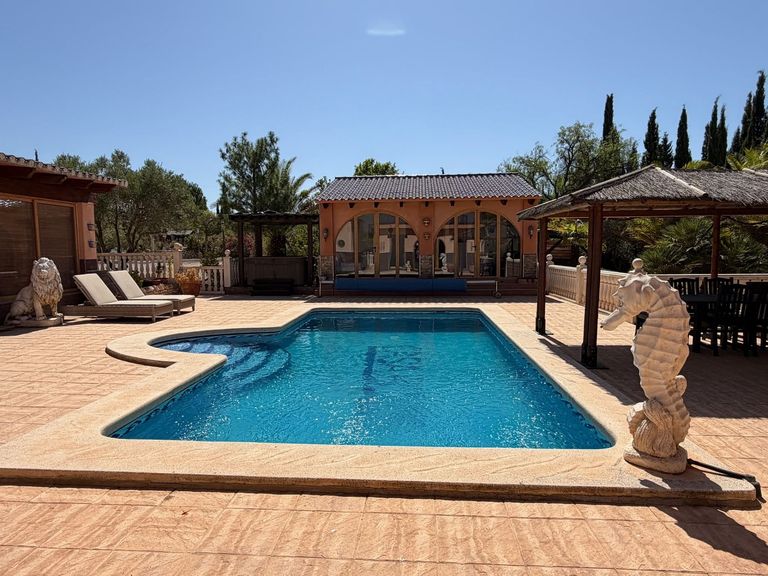 Property thumbnail 8