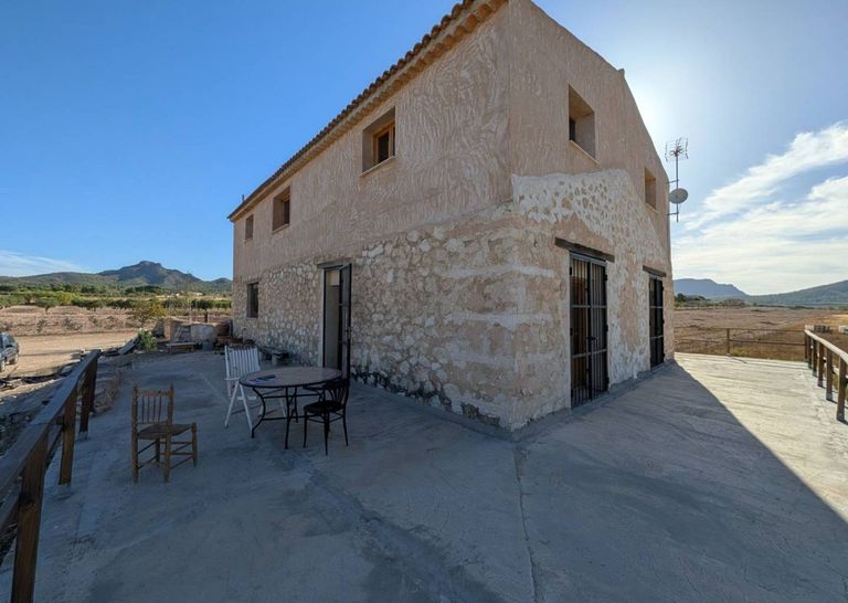 Property thumbnail 2