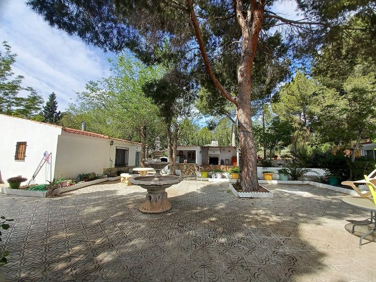 Property thumbnail 45