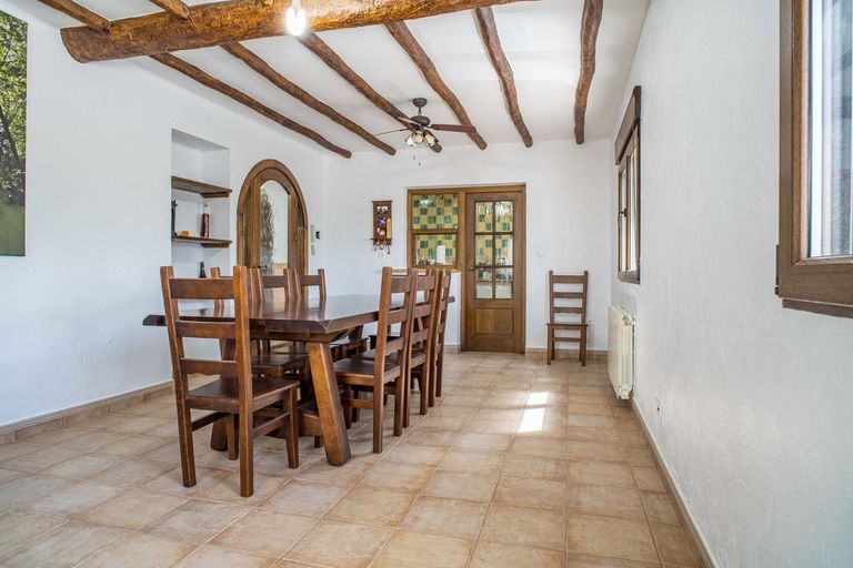 Property thumbnail 12