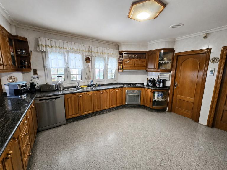 Property thumbnail 7