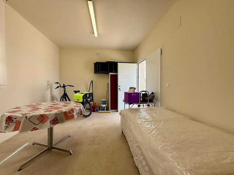 Property thumbnail 37