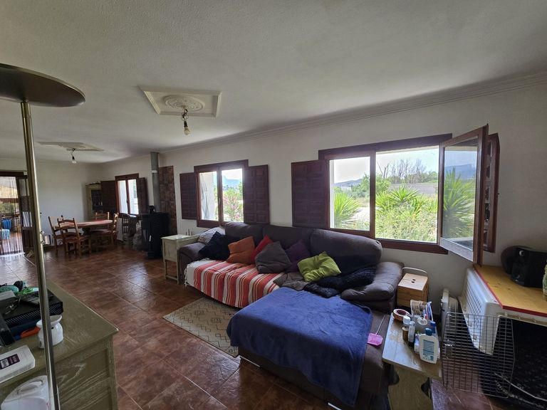 Property thumbnail 12