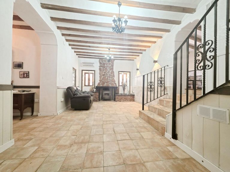 Property thumbnail 7