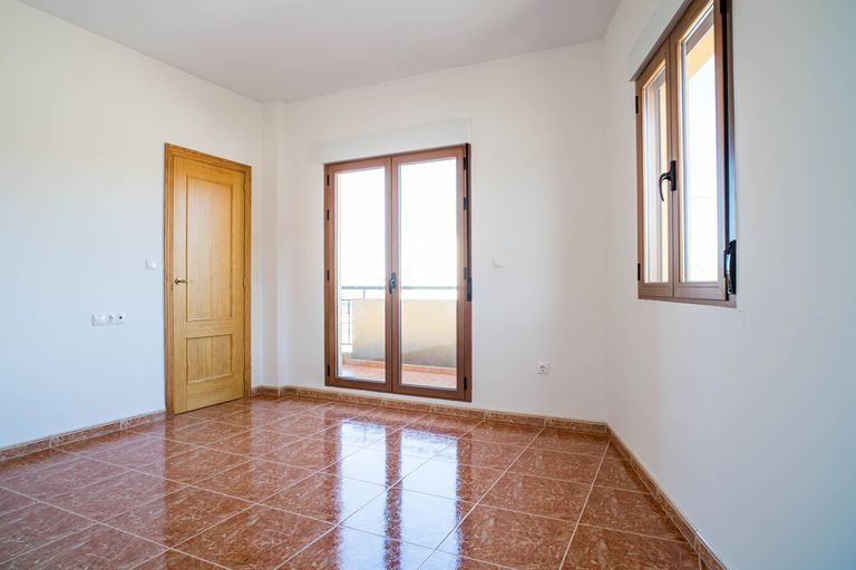 Property thumbnail 37
