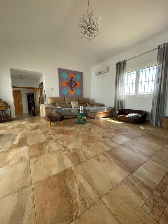 Property thumbnail 18