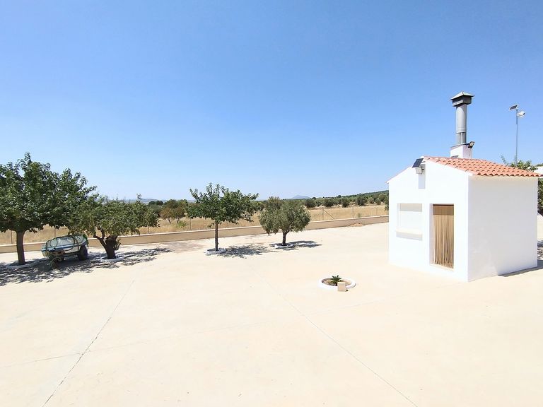 Property thumbnail 35