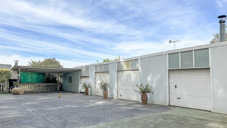 Property thumbnail 12