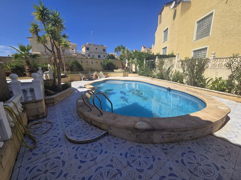 Property thumbnail 7
