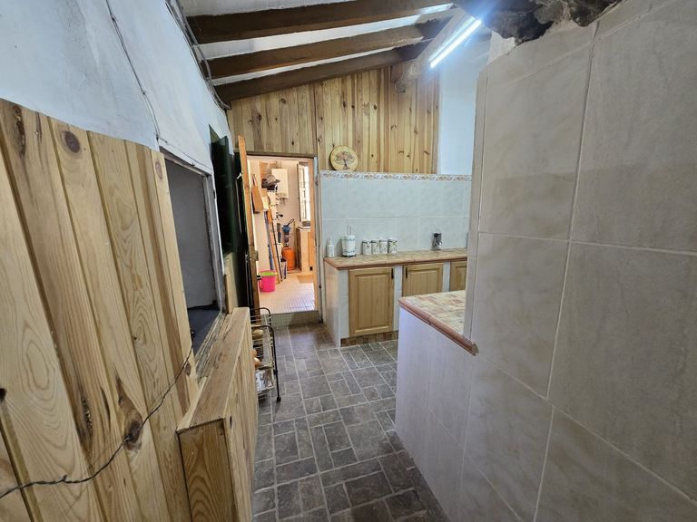 Property thumbnail 25