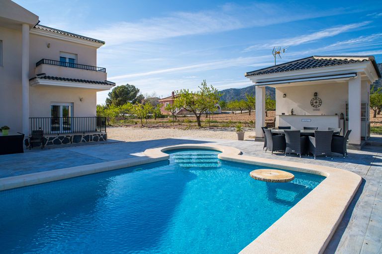 Property thumbnail 10