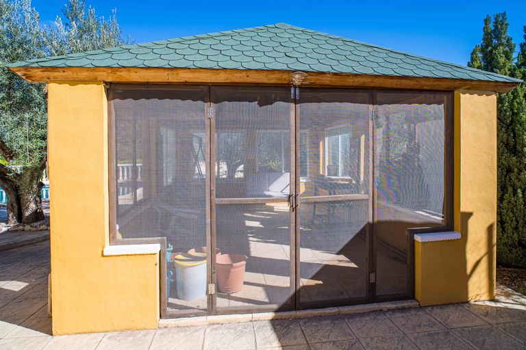 Property thumbnail 12