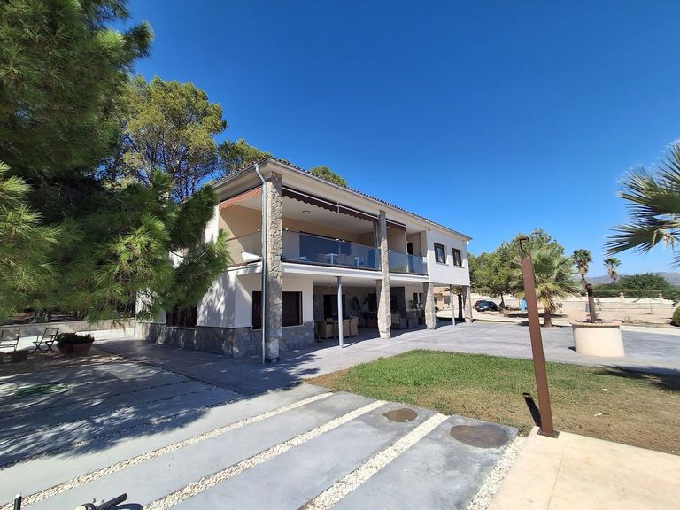 Property thumbnail 45