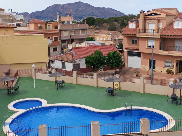 Property thumbnail 1