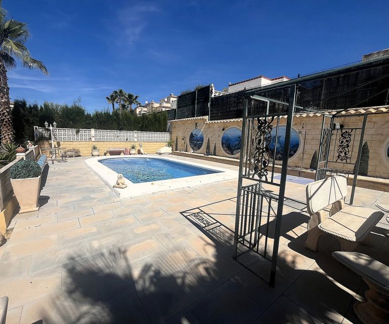 Property thumbnail 32