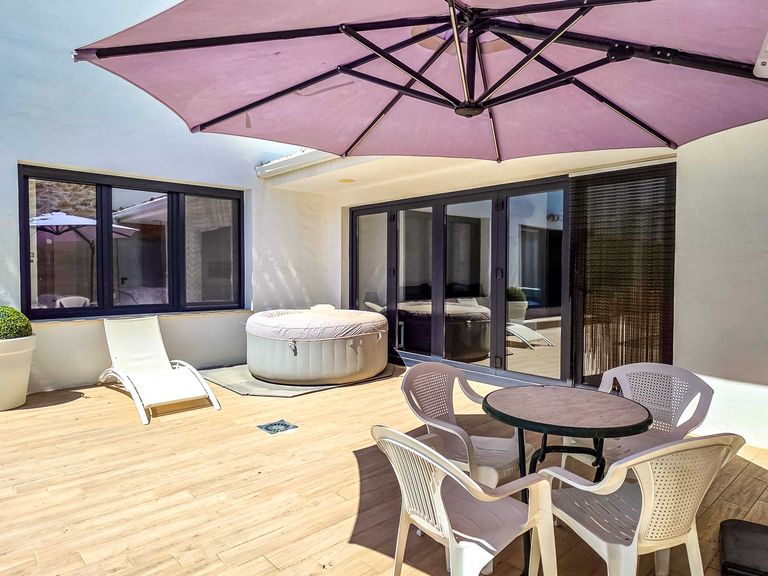 Property thumbnail 7