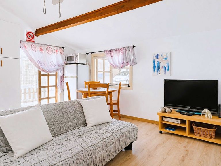 Property thumbnail 24