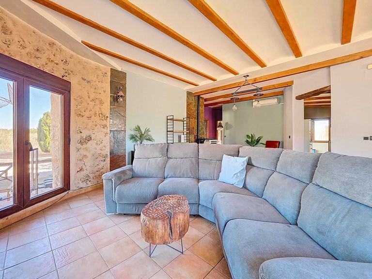 Property thumbnail 25