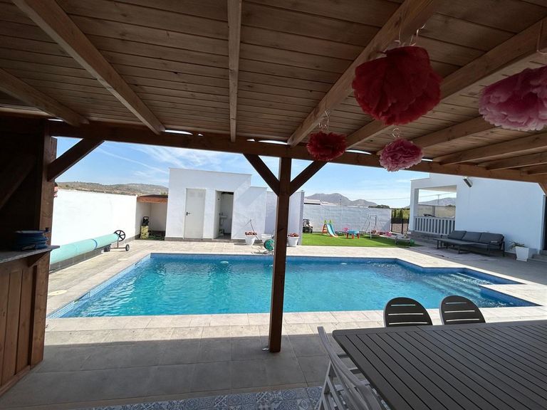 Property thumbnail 13