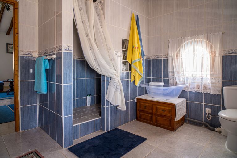 Property thumbnail 38