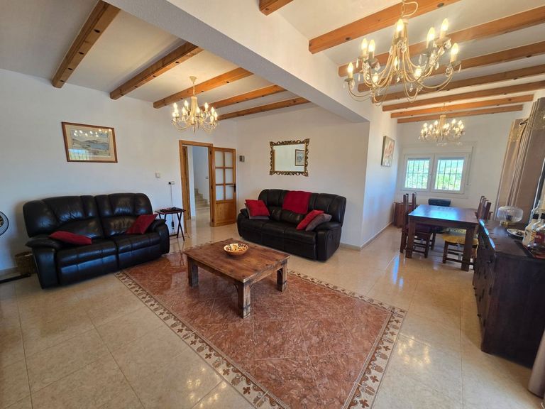 Property thumbnail 7
