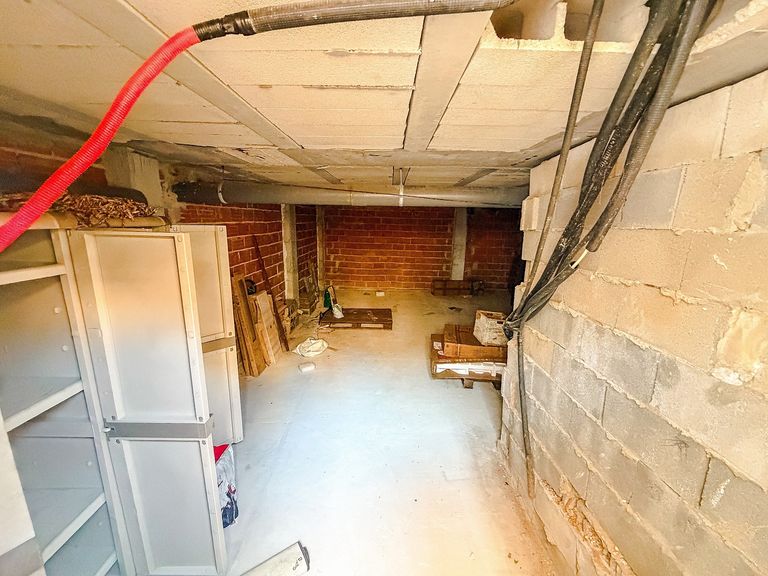 Property thumbnail 35