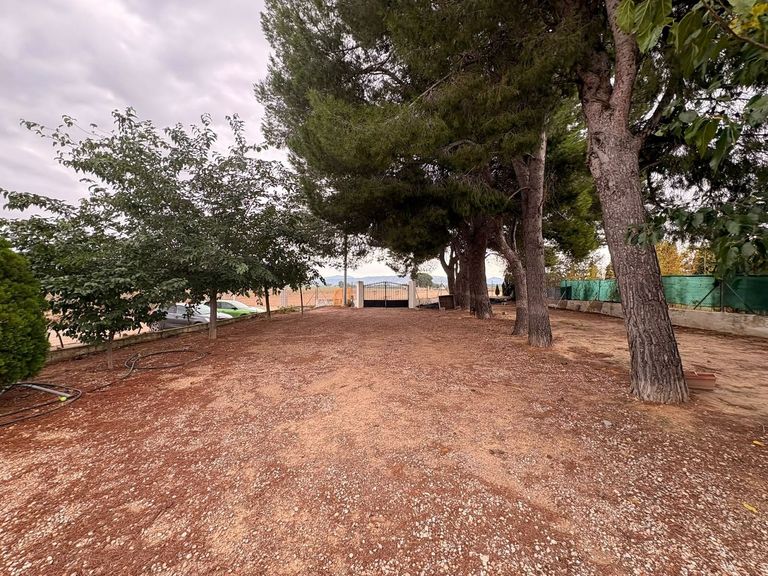 Property thumbnail 9