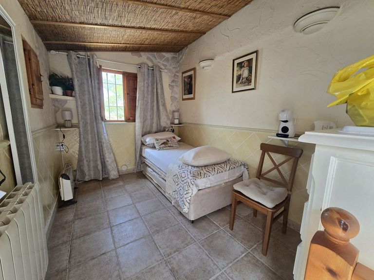 Property thumbnail 17