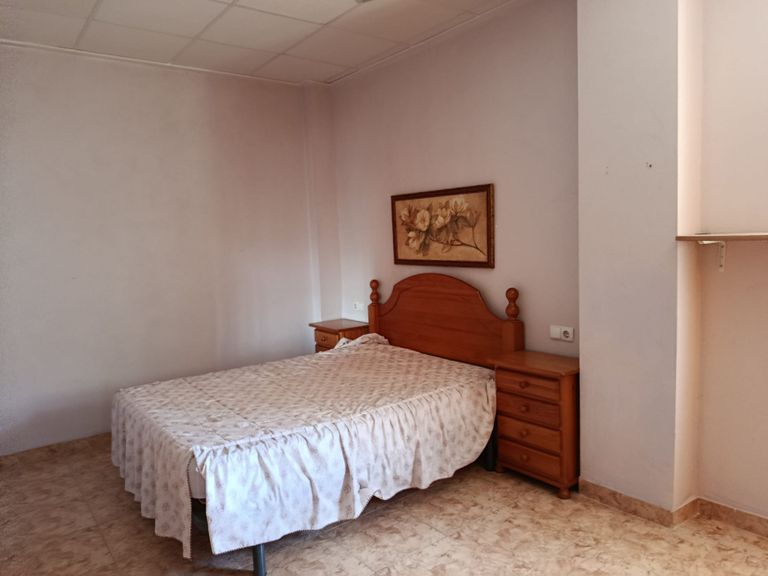 Property thumbnail 25