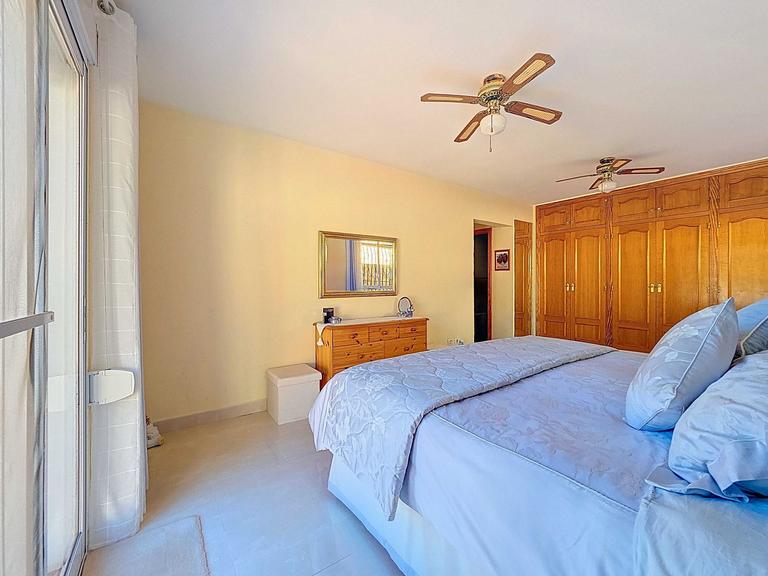 Property thumbnail 44