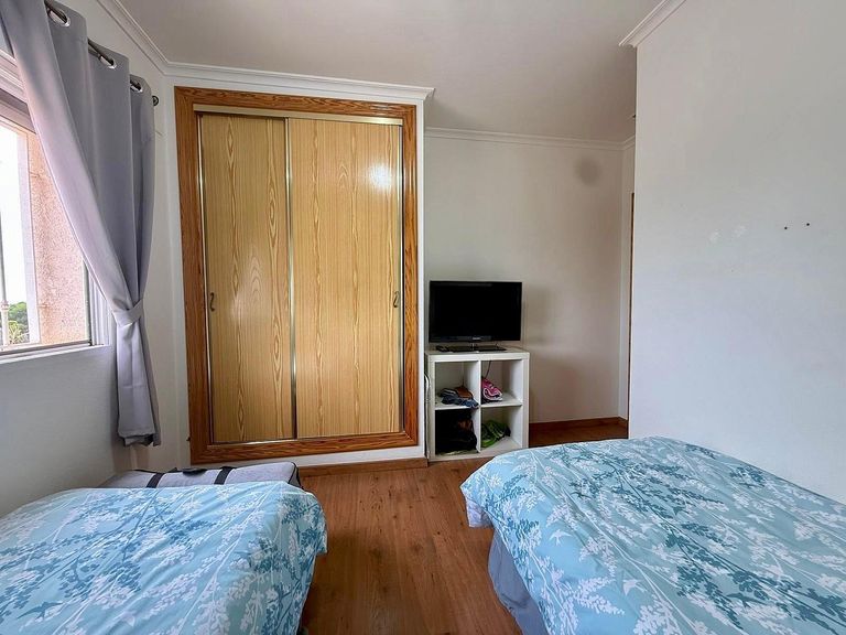 Property thumbnail 25