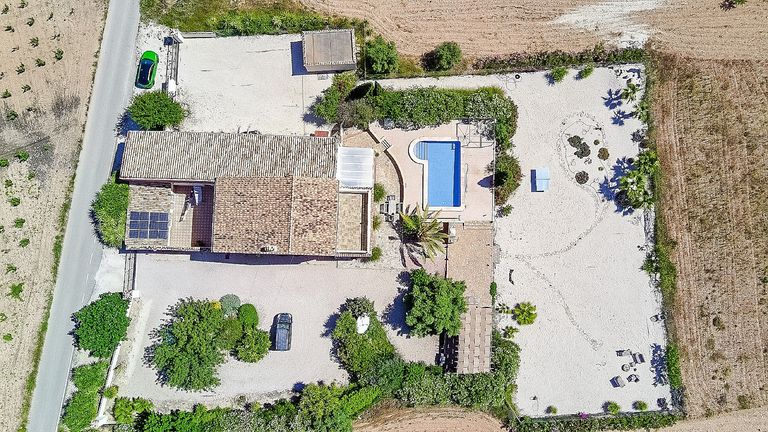 Property thumbnail 4