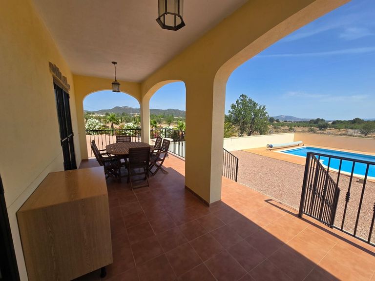 Property thumbnail 40