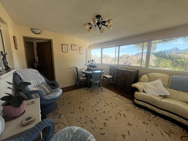 Property thumbnail 4